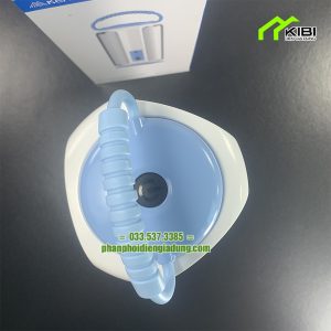 Đèn pin dã ngoại KN - 9854 có tay cầm, tổng công suất 27W