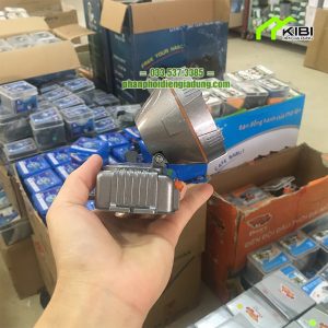 Đèn pin chính hãng KL - 158 kín nước, công suất 35W (Đèn pin chính hãng có thiết kế đầu đèn có thể điều chỉnh được)