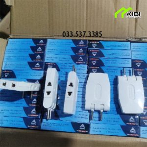 Trạc 3 thông minh thiết kế ngỏ gọn, góc xoay 180 độ (Ổ cắm nối có khả năng xoay chuyển góc 180 độ và rất dễ sử dụng)
