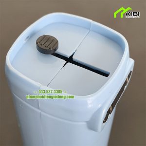 Đèn pin cầm tay mini KN - 2052 có đèn kiểm tra tiền giả Đèn pin cầm tay mini KN - 2052 có đèn kiểm tra tiền giả