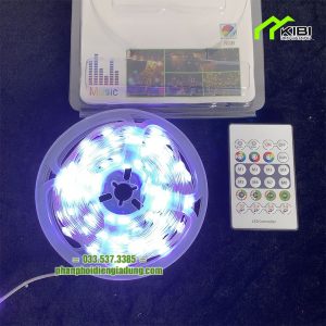 Đèn dây led nháy đuổi nhiều màu có điều khiển từ xa Đèn dây led nháy đuổi nhiều màu có điều khiển từ xa