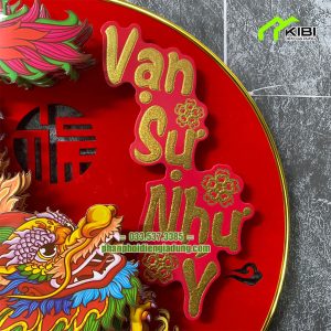 Dải treo rồng lắc lư trang trí dùng pin AAA (Đầu rồng lắc lư trang trí cửa có cả hoạ tiết chữ nổi 3D)