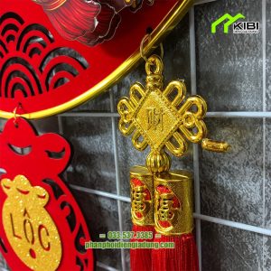 Dải treo rồng lắc lư trang trí dùng pin AAA Dải treo rồng lắc lư trang trí dùng pin AAA