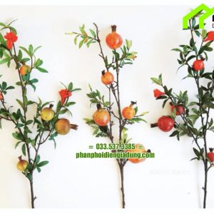 Cành lựu đỏ trang trí ngày tết dài 80cm Cành lựu đỏ trang trí ngày tết dài 80cm