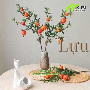 Cành lựu đỏ trang trí ngày tết dài 80cm Cành lựu đỏ trang trí ngày tết dài 80cm