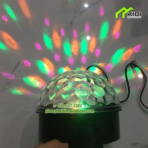 Đèn trang trí xoay nhiều màu M3 cảm ứng theo nhạc Đèn trang trí xoay nhiều màu M3 cảm ứng theo nhạc