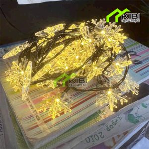 Đèn nháy trang trí bông tuyết, trang trí noel 10m (Bộ dây đèn led hình bông tuyết sáng ánh vàng ấm áp)